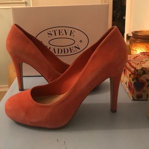 Steve Madden Coral Suede Heels